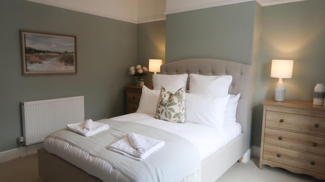Luxury Living Outside The City Walls - Sleeps Six! 체스터 외부 사진