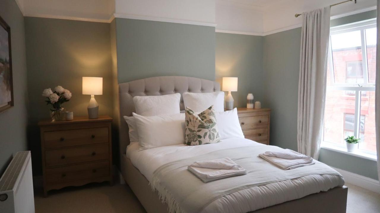 Luxury Living Outside The City Walls - Sleeps Six! 체스터 외부 사진