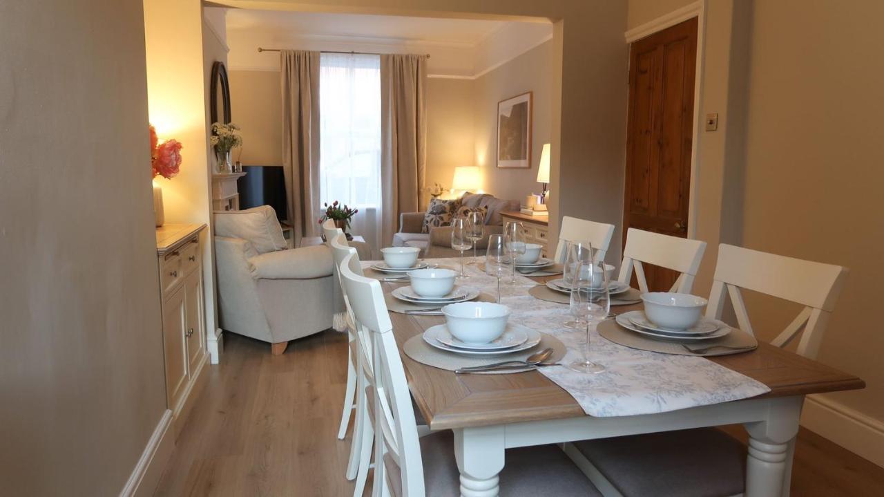 Luxury Living Outside The City Walls - Sleeps Six! 체스터 외부 사진